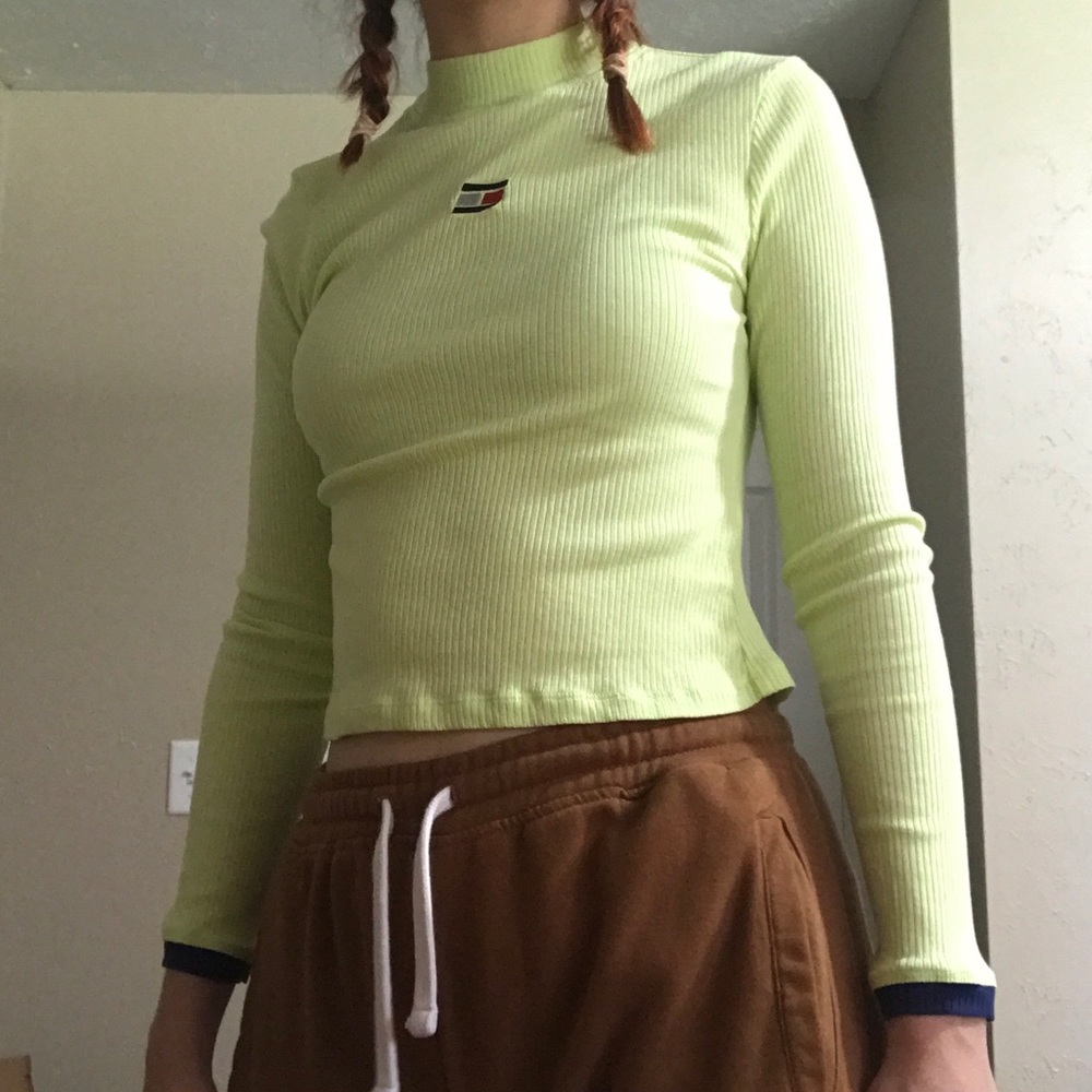 NWOT Tommy Hilfiger Sport mock neck